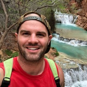 Meet your Posher, Derek